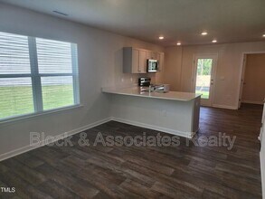 8640 Brixton Shay Dr in Raleigh, NC - Building Photo - Building Photo