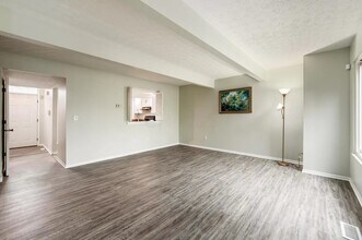 7047 Muirfield Dr, Unit 7047 in Dublin, OH - Foto de edificio - Building Photo