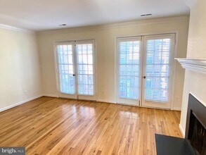 688 S Columbus St in Alexandria, VA - Building Photo - Building Photo