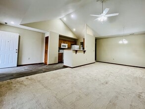 3311 Ruby Cir Ct in Fort Wayne, IN - Building Photo - Building Photo