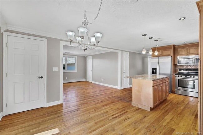 51 Janet Dr in New Britain, CT - Building Photo - Building Photo