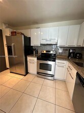 2016 Bay Dr in Miami Beach, FL - Building Photo - Building Photo