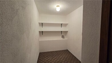 25 Greene Ave in Cranston, RI - Building Photo - Building Photo