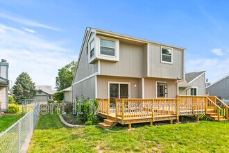 15421 R St in Omaha, NE - Building Photo - Building Photo