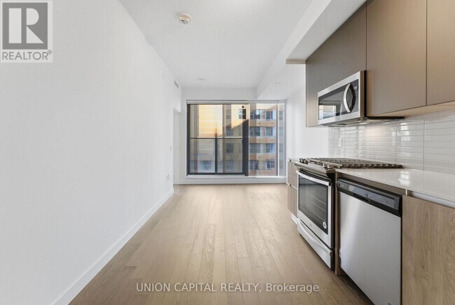 2A Church St in Toronto, ON - Building Photo - Building Photo