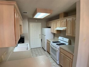2509 Riddle Rd in Austin, TX - Building Photo - Building Photo