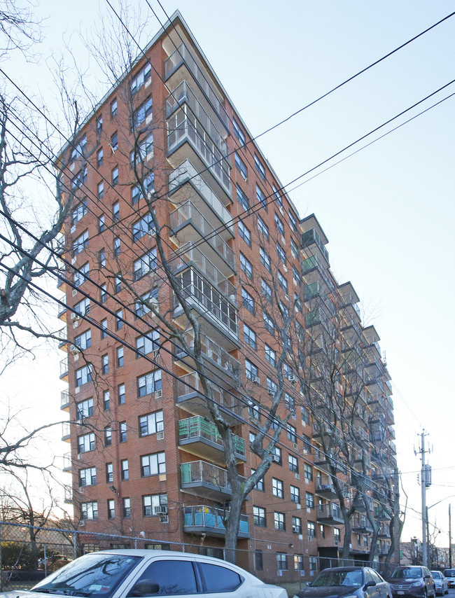 Sam Burt Houses in Brooklyn, NY - Foto de edificio - Building Photo