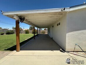 2116 S 8th Ave in Yuma, AZ - Building Photo - Building Photo