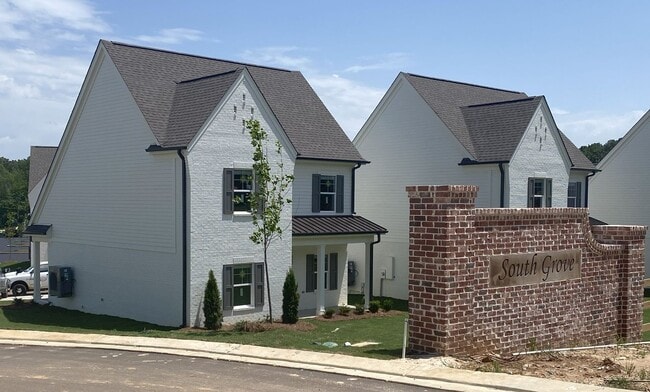 676 Cottage Grove Dr in Oxford, MS - Building Photo - Building Photo