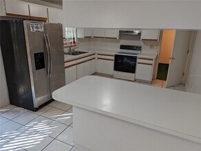 3408 Myrica St in Tampa, FL - Building Photo - Building Photo