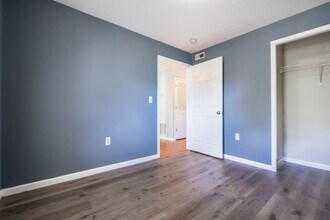 816-818 Rubel Ave in Louisville, KY - Foto de edificio - Interior Photo