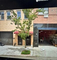 14-27 Astoria Blvd in Queens, NY - Building Photo