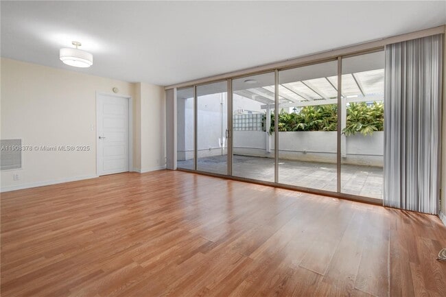 property at 7601 E Treasure Dr