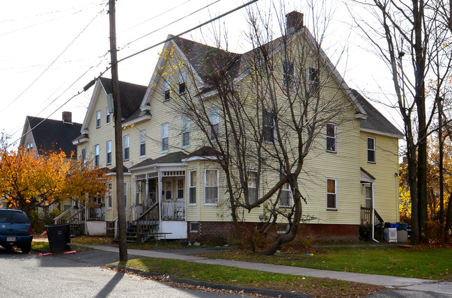 10 Bates St in Westfield, MA - Building Photo - Building Photo