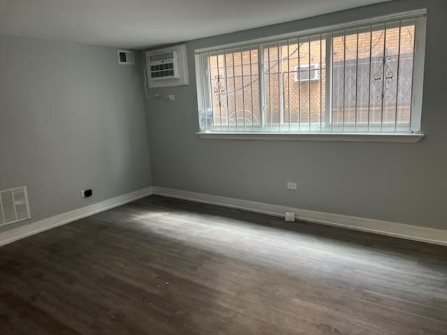 8741 S Cottage Grove Ave in Chicago, IL - Building Photo - Building Photo