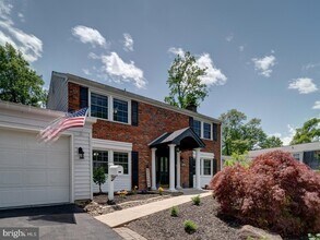 1782 Shaftsbury Ave in Crofton, MD - Building Photo - Building Photo