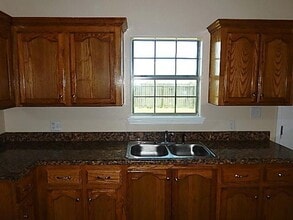 1027 Yellow Hammer Street in Rio Grande City, TX - Building Photo - Building Photo