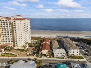 1107 1st St S in Jacksonville Beach, FL - Building Photo - Building Photo