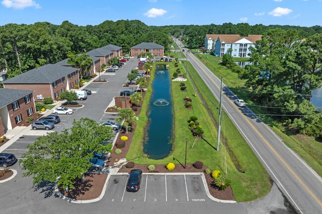 Autumn Chase Apartment Community in Myrtle Beach, SC - Foto de edificio - Building Photo