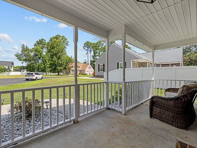 125 Edwards Ln in Longs, SC - Foto de edificio - Building Photo