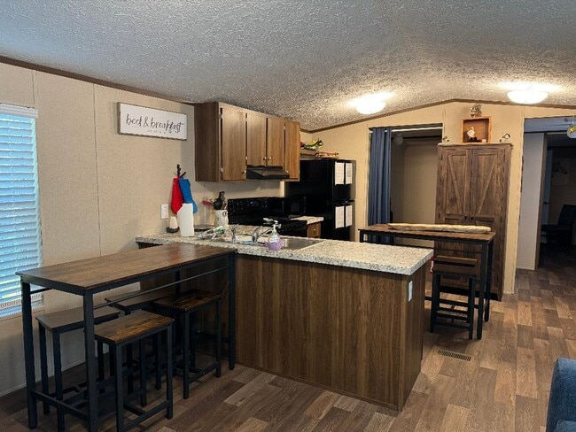9346 FL-20 in Freeport, FL - Building Photo - Building Photo