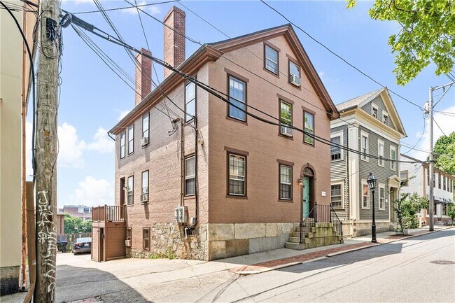 414 Benefit St in Providence, RI - Building Photo - Building Photo