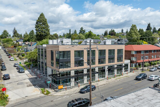 Phinney Ridge Retail in Seattle, WA - Building Photo - Building Photo