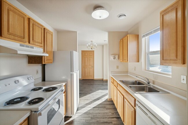 Meadowview Estates (Brookwood 60 LDHA, LLC) in Saginaw, MI - Building Photo - Interior Photo