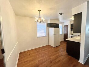 2425 January Ln in Grand Prairie, TX - Building Photo - Building Photo