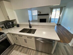 Room in House on Parkside Dr in Austell, GA - Building Photo - Building Photo