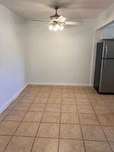 4290 Gulfstream Dr in Naples, FL - Foto de edificio - Building Photo