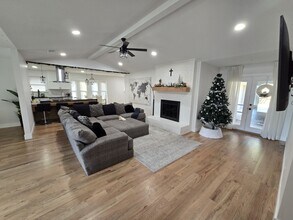 5509 Edgewater Cir in Rowlett, TX - Building Photo - Building Photo