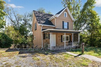 109 Howard St in Fairmont, WV - Building Photo - Building Photo