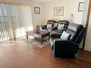 7214 FIDDLER Ln in Chincoteague, VA - Building Photo - Building Photo