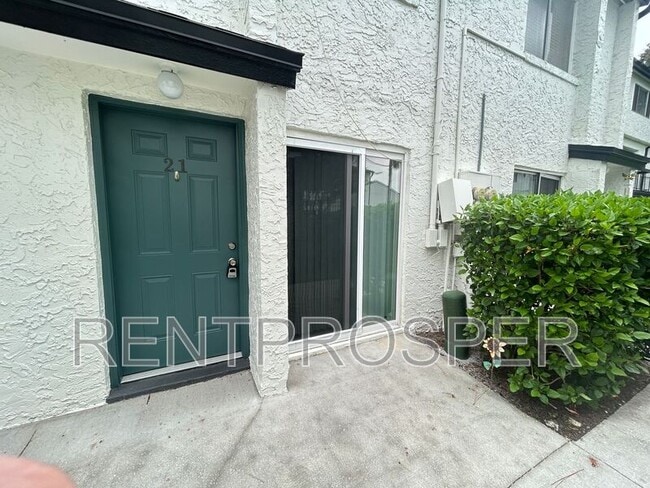 property at 4269 S Semoran Blvd
