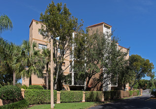 The Tennis Club II in Fort Lauderdale, FL - Building Photo - Building Photo