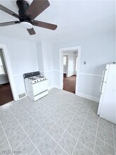 14011 Glendale Ave in Cleveland, OH - Foto de edificio - Building Photo