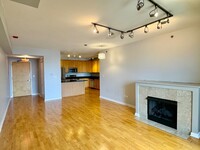 1212 N Wells St, Unit 1206 in Chicago, IL - Building Photo - Building Photo