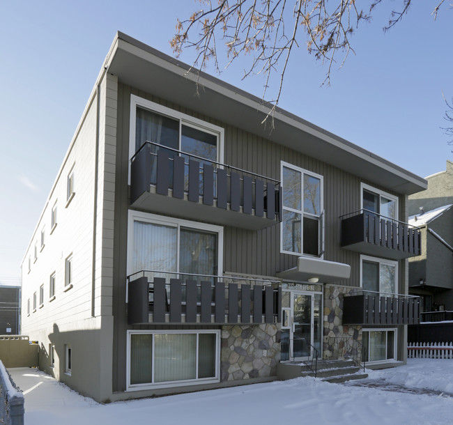 337 5th Ave NE in Calgary, AB - Building Photo - Primary Photo