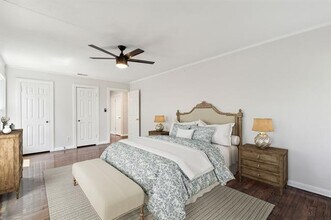 4908 Calmont Ave in Fort Worth, TX - Building Photo - Building Photo