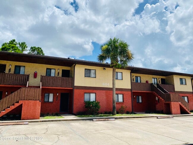 property at 1604 University Ln