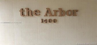 1400 St Charles Pl in Pembroke Pines, FL - Building Photo