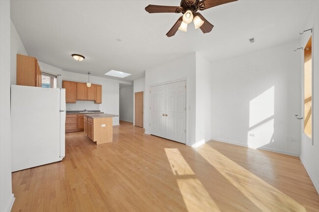 716 W 51st St in Chicago, IL - Building Photo - Building Photo