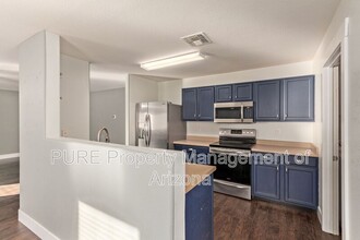 1802 E Omega Dr in San Tan Valley, AZ - Building Photo - Building Photo