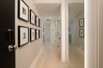 707 N Wells St in Chicago, IL - Building Photo - Building Photo