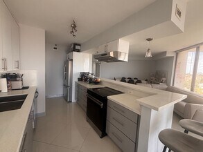 19355 Turnberry Way in Aventura, FL - Building Photo - Building Photo