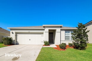 3188 Royal Tern Dr, Unit 2 in Winter Haven, FL - Building Photo