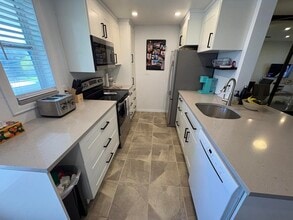 2161 NE 1st Ct in Boynton Beach, FL - Building Photo - Building Photo