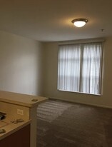 43151 Strand Dr in Sterling Heights, MI - Building Photo