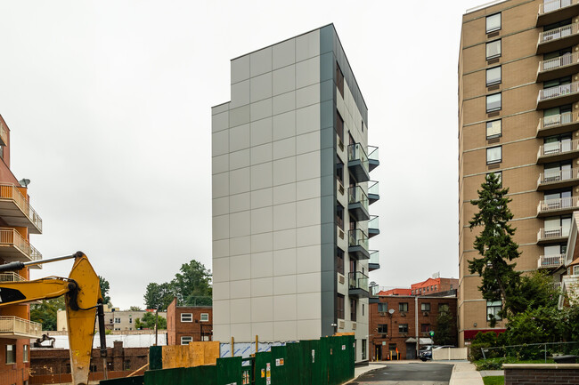 Garden Lane in Jamaica, NY - Foto de edificio - Building Photo